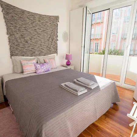 Feel@home Apartament *